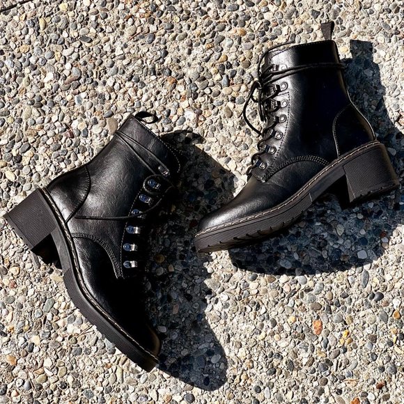 NEW Black Faux Vegan Leather Laced Up Lug Sole Platform Ankle Combat Boots Shoes - Picture 10 of 15